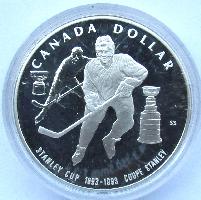 100 let Stanley Hockey Cupu