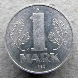 GDR 1 mark 1982
